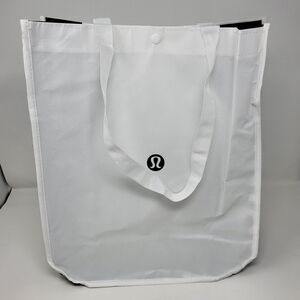 Lululemon Reusable Tote Shopping Bag Recycled Materials Nylon Feel Snap‎ Button